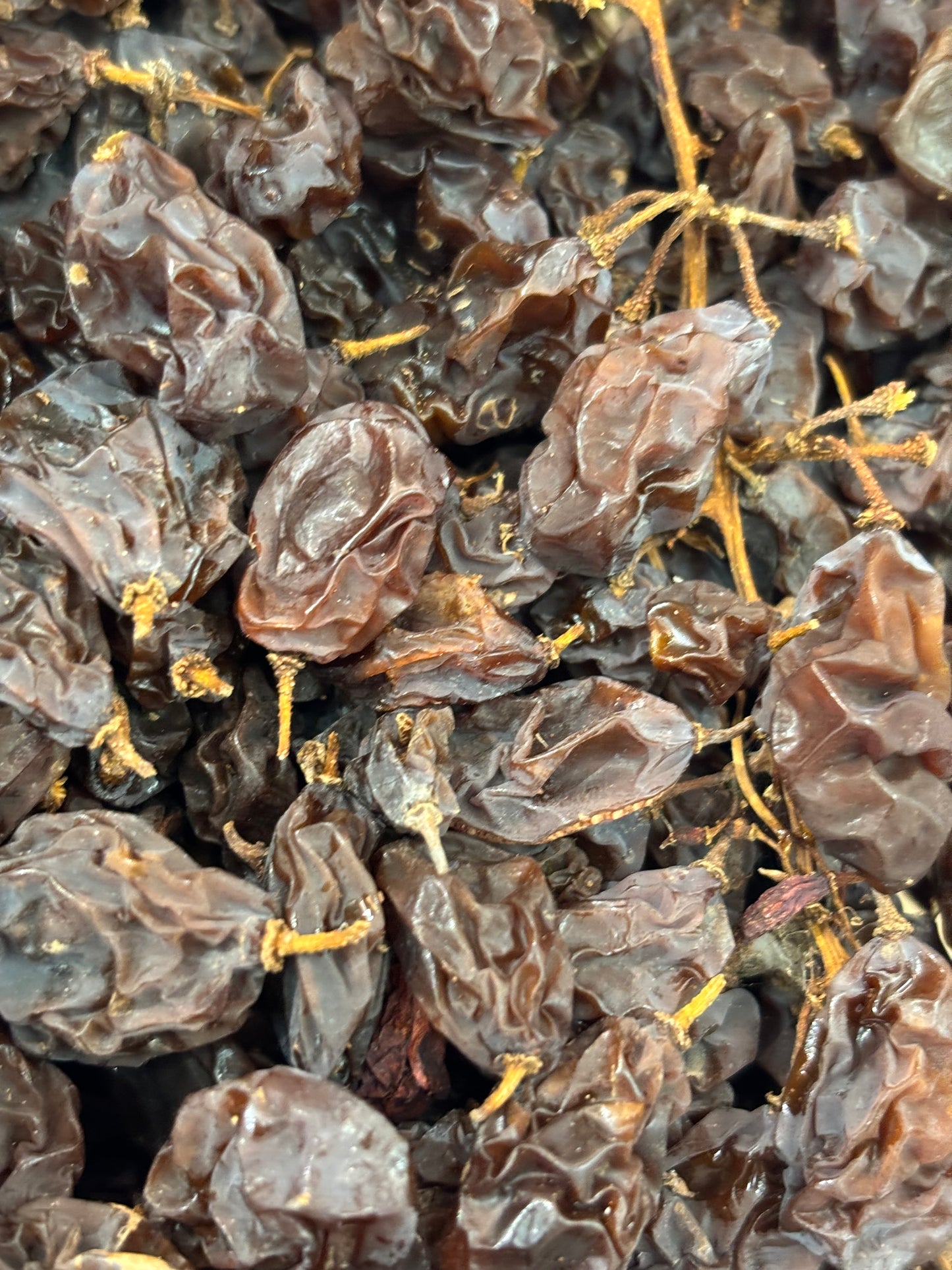 muscatel-raisin-clusters-bulk