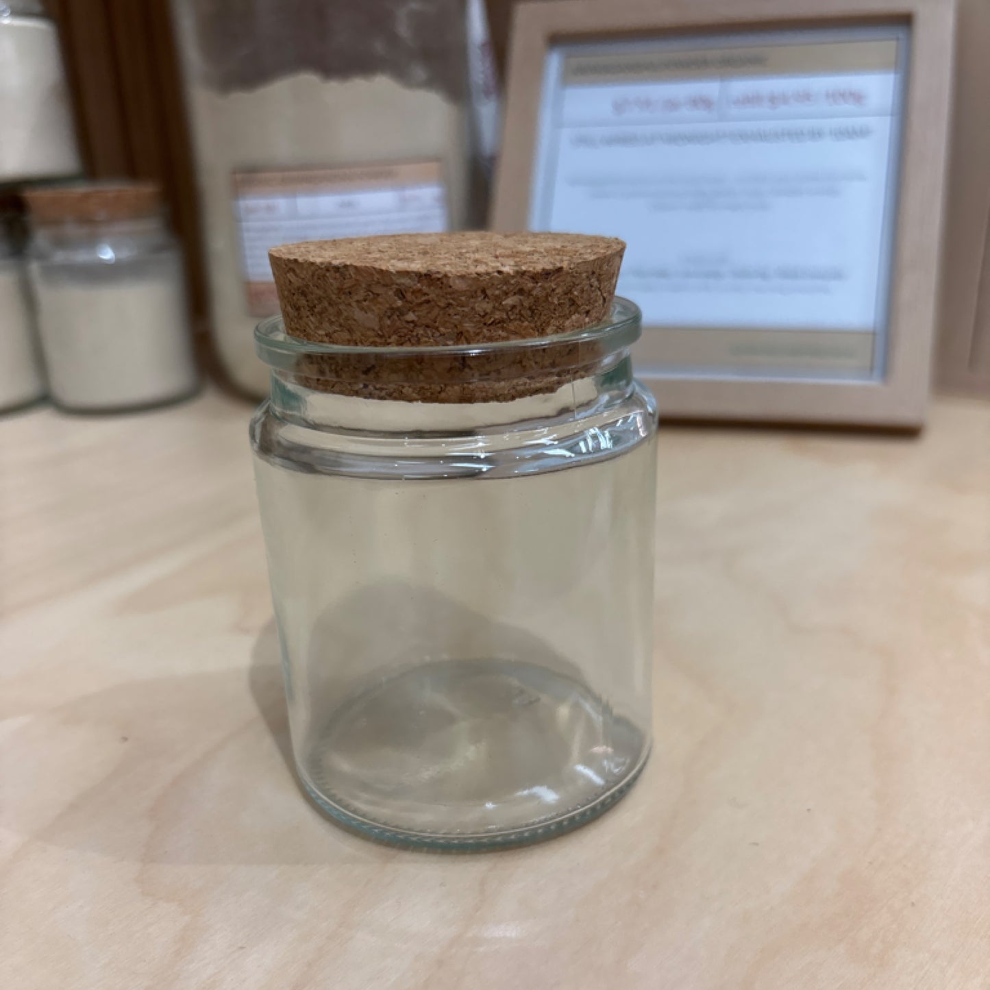 glass-jar-200ml-with-cork-botanica-ly