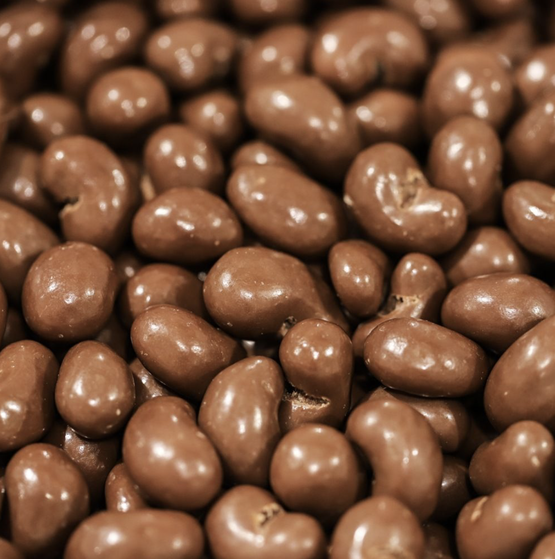 CASHEWS MILK CHOCOLATE - Bulk