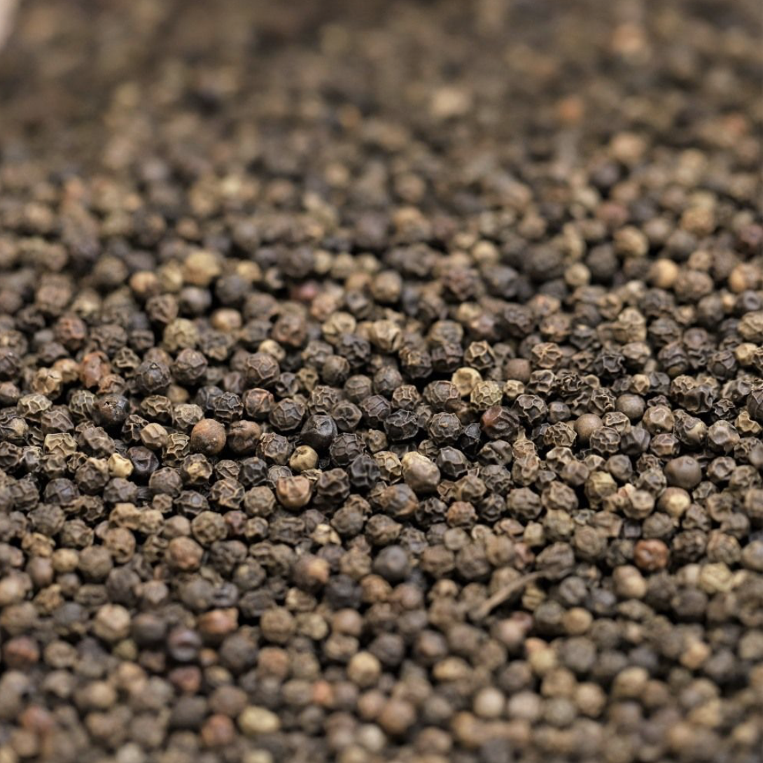 black-pepper-whole-organic-bulk
